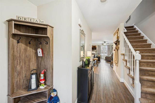 606 Sara Circle, Port Jefferson Station, NY 11776