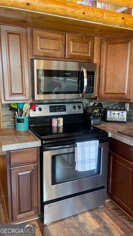 8 Cindy Parkway, Cleveland, GA 30528