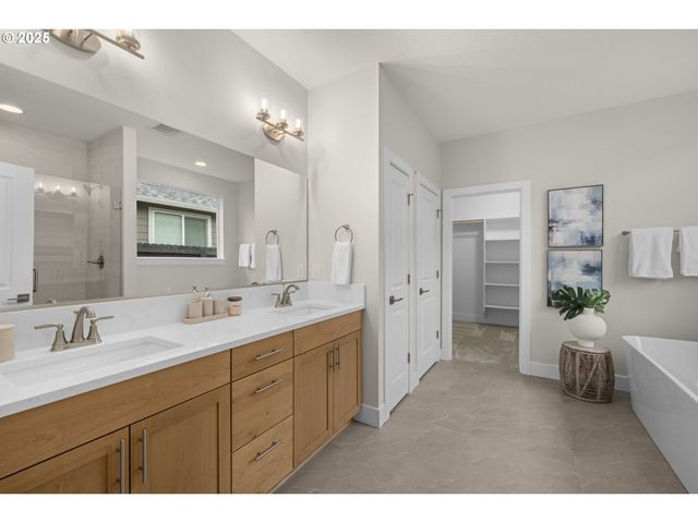 1103 S MOUNTAIN Pl, Ridgefield, WA 98642