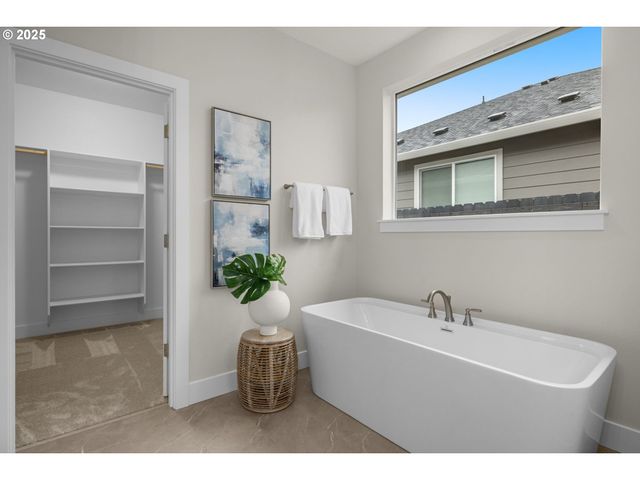 1103 S MOUNTAIN Pl, Ridgefield, WA 98642