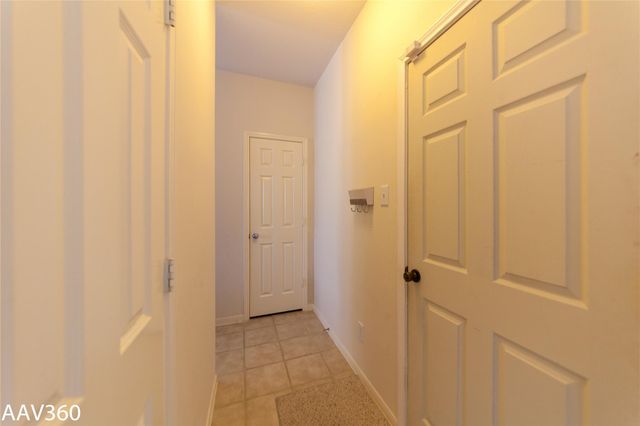 2943 Meadowglen Crest, Houston, TX 77082