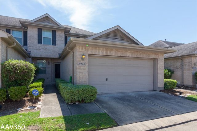 2943 Meadowglen Crest, Houston, TX 77082