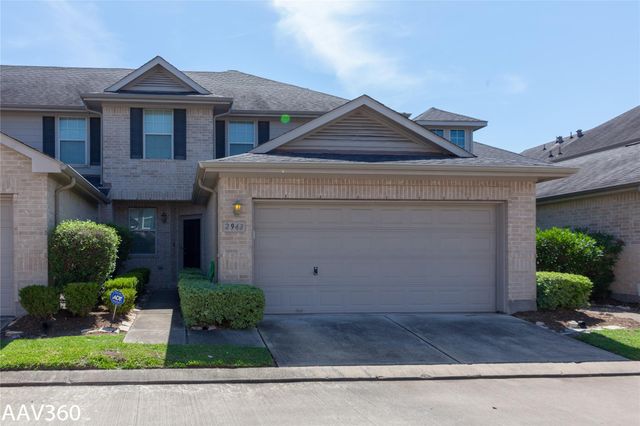 2943 Meadowglen Crest, Houston, TX 77082