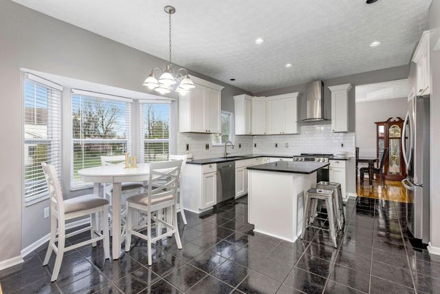 1185 Northwood Circle, New Albany, OH 43054