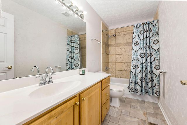 1185 Northwood Circle, New Albany, OH 43054