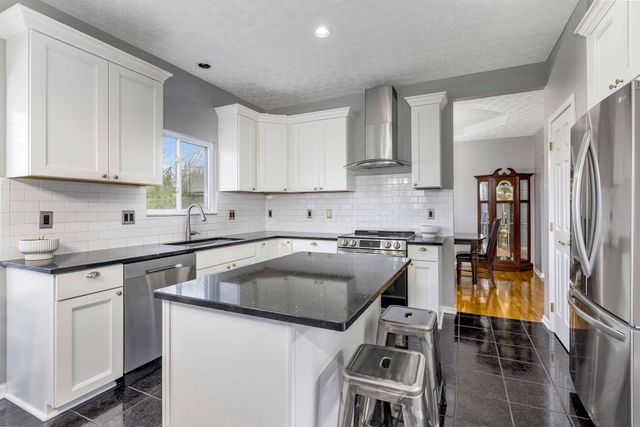 1185 Northwood Circle, New Albany, OH 43054