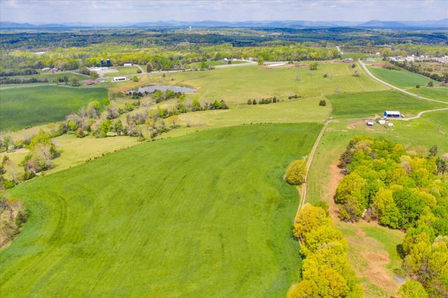 12274 Smith Mountain Lake PKWY, Huddleston, VA 24104