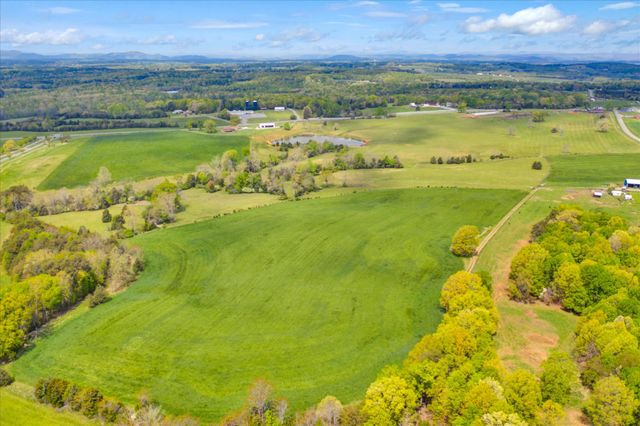12274 Smith Mountain Lake PKWY, Huddleston, VA 24104