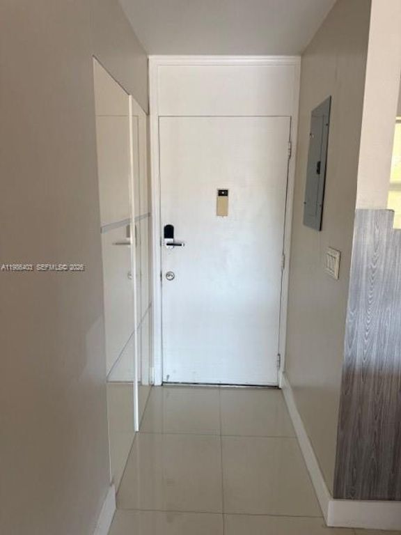 3600 NE 170th St 407, North Miami Beach, FL 33160