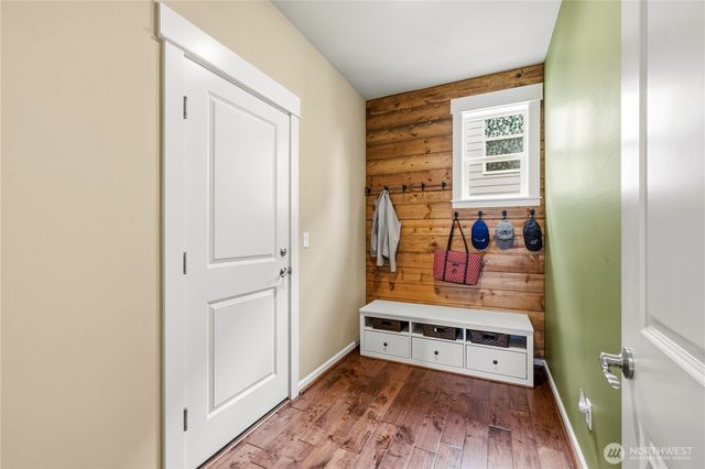 5001 70th Place SW, Mukilteo, WA 98275