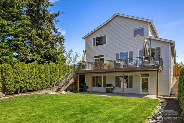 5001 70th Place SW, Mukilteo, WA 98275