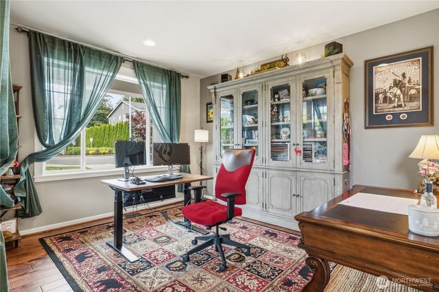 5001 70th Place SW, Mukilteo, WA 98275