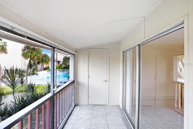 3821 S LAKE DRIVE 223, Tampa, FL 33614