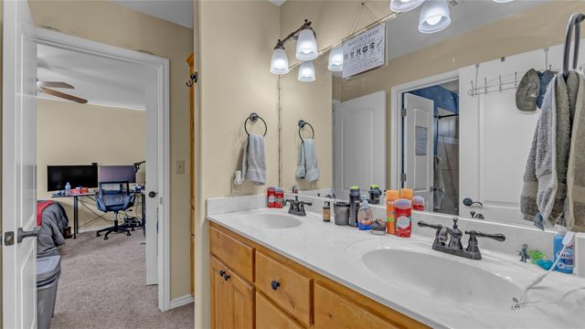 306 Alexander Ave, Burnet, TX 78611