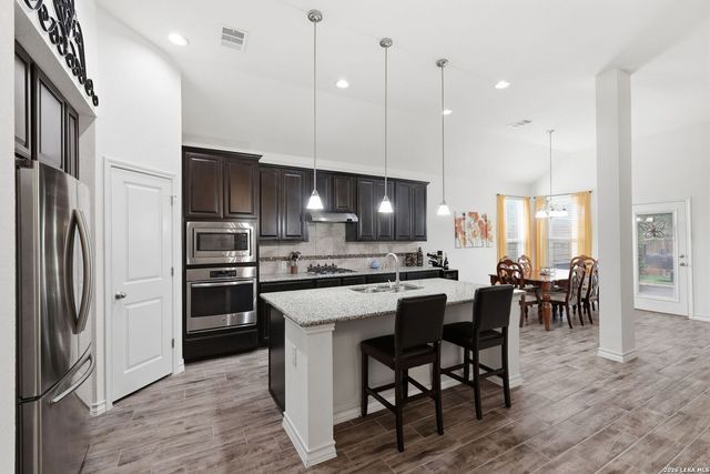 12049 White River Rd, San Antonio, TX 78254