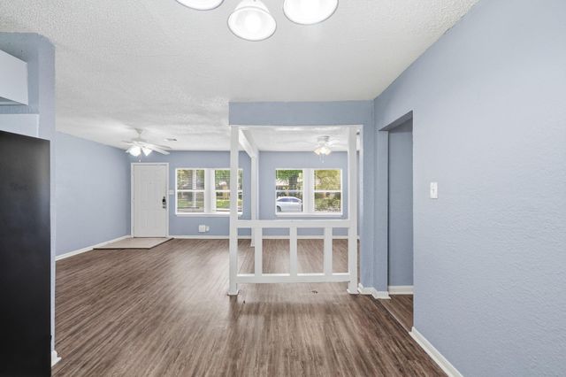 8146 Panay Drive, Houston, TX 77033