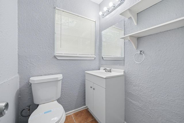 8146 Panay Drive, Houston, TX 77033