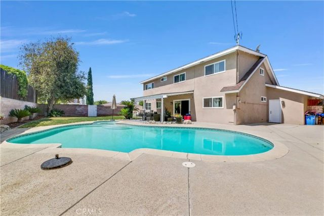 5991 Rogers Lane, San Bernardino, CA 92404