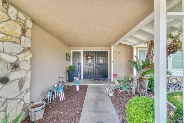 5991 Rogers Lane, San Bernardino, CA 92404