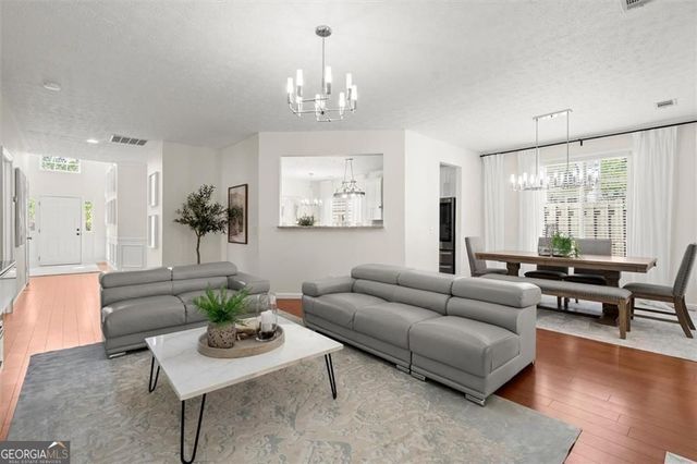 3090 Serenade Court, Alpharetta, GA 30004