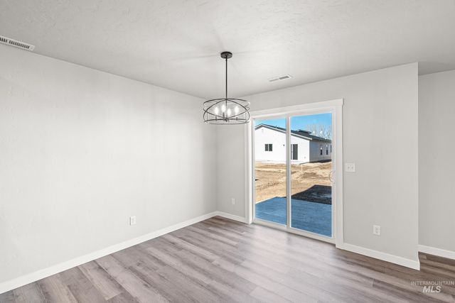 6600 W Black Butte Dr, Meridian, ID 83646