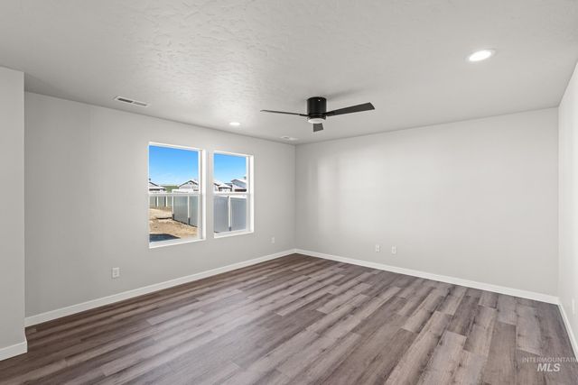 6600 W Black Butte Dr, Meridian, ID 83646