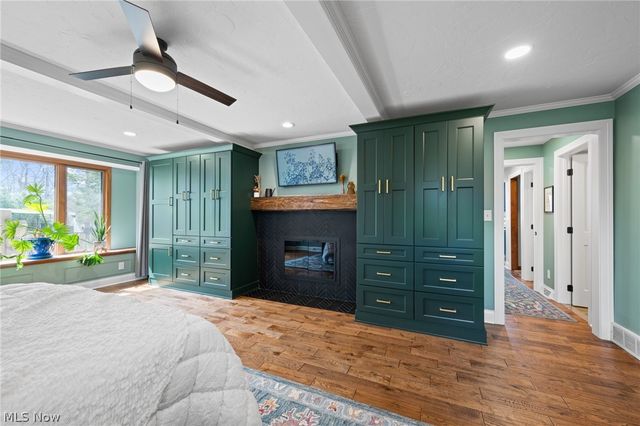 22235 Arbor Cliff Lane, Rocky River, OH 44116