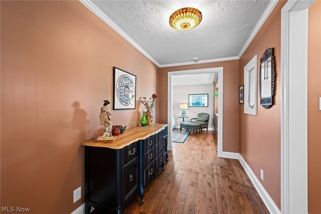 22235 Arbor Cliff Lane, Rocky River, OH 44116