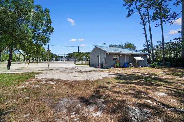 4736 Lake Worth Road, Greenacres, FL 33463