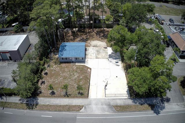 4736 Lake Worth Road, Greenacres, FL 33463