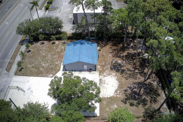 4736 Lake Worth Road, Greenacres, FL 33463