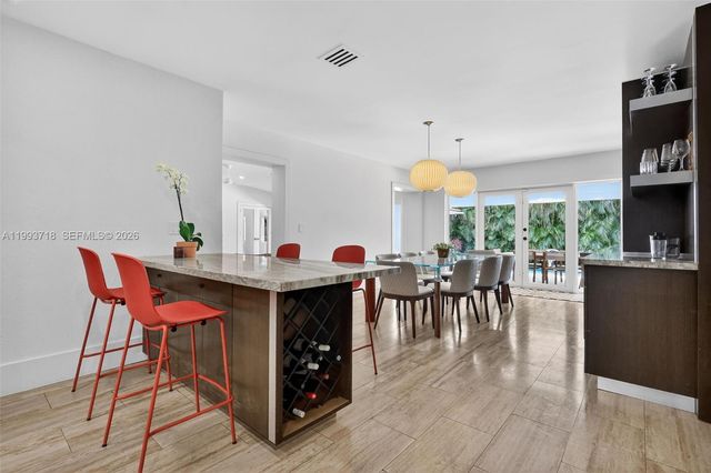 3258 Riviera Dr, Coral Gables, FL 33134