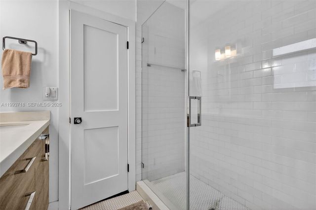 3258 Riviera Dr, Coral Gables, FL 33134