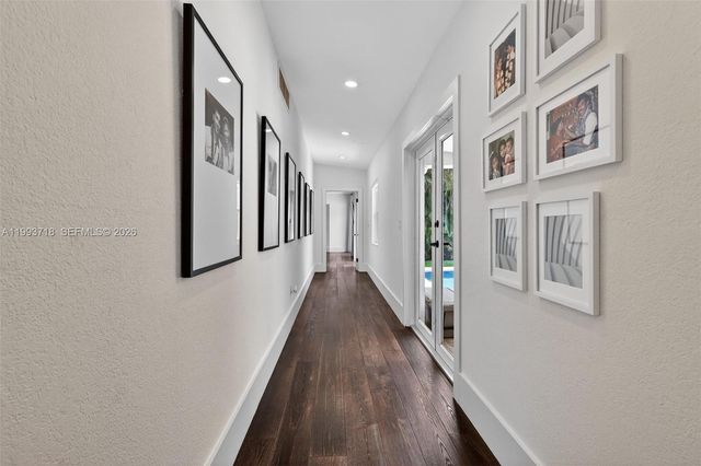 3258 Riviera Dr, Coral Gables, FL 33134