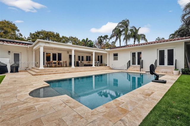 3258 Riviera Dr, Coral Gables, FL 33134