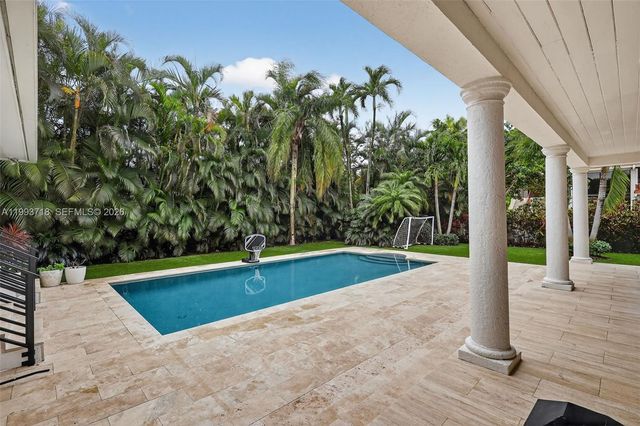 3258 Riviera Dr, Coral Gables, FL 33134