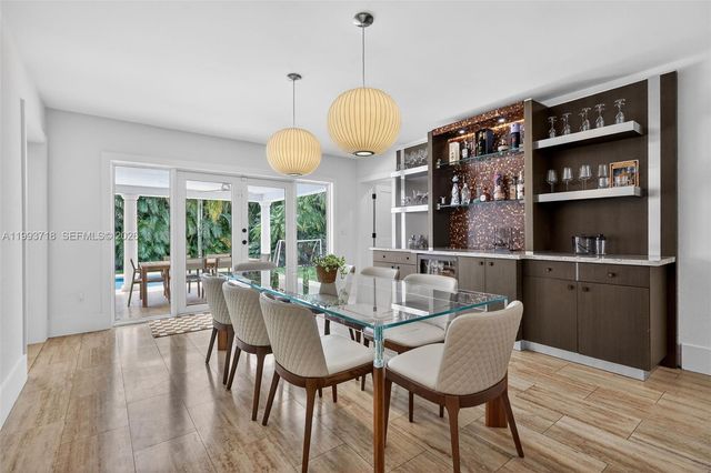 3258 Riviera Dr, Coral Gables, FL 33134