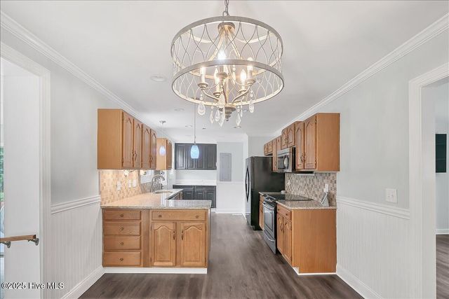 825 N Saylor Street, Southern Pines, NC 28387