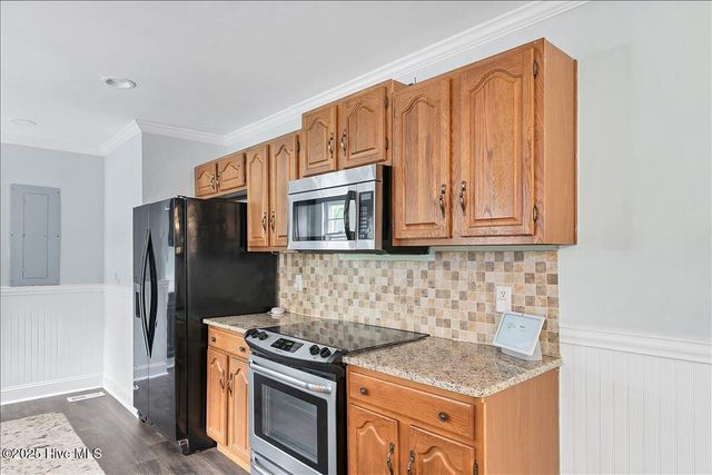 825 N Saylor Street, Southern Pines, NC 28387