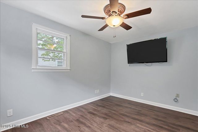 825 N Saylor Street, Southern Pines, NC 28387