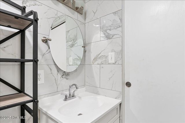 825 N Saylor Street, Southern Pines, NC 28387