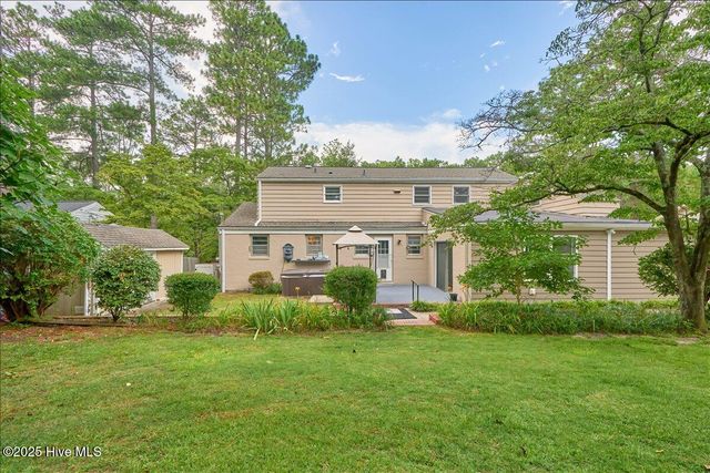 825 N Saylor Street, Southern Pines, NC 28387