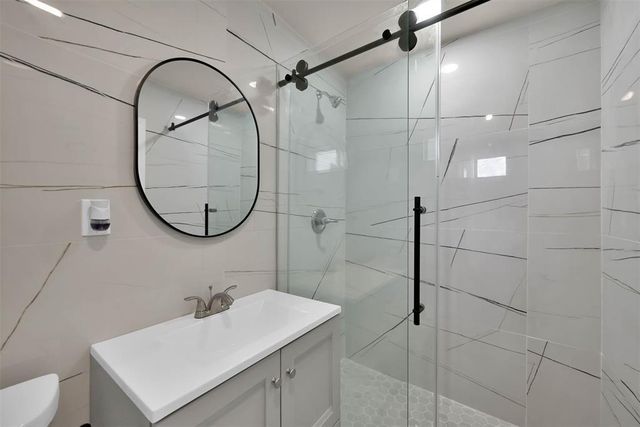2304 Chapman Street 3, Houston, TX 77009