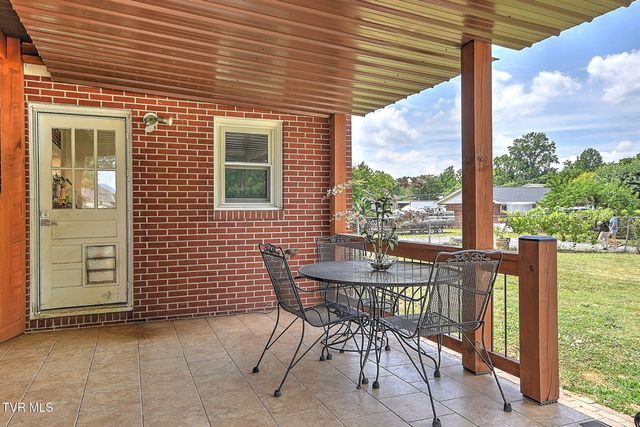 1121 Broad Street, Elizabethton, TN 37643