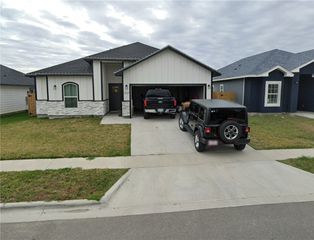 1837 Secretariat Dr, Corpus Christi, TX 78417