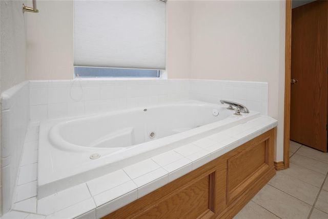 1005 Bentbrook Place, Norman, OK 73072