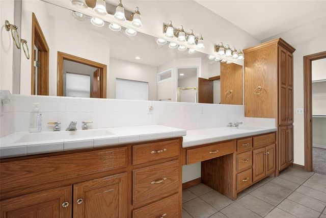 1005 Bentbrook Place, Norman, OK 73072