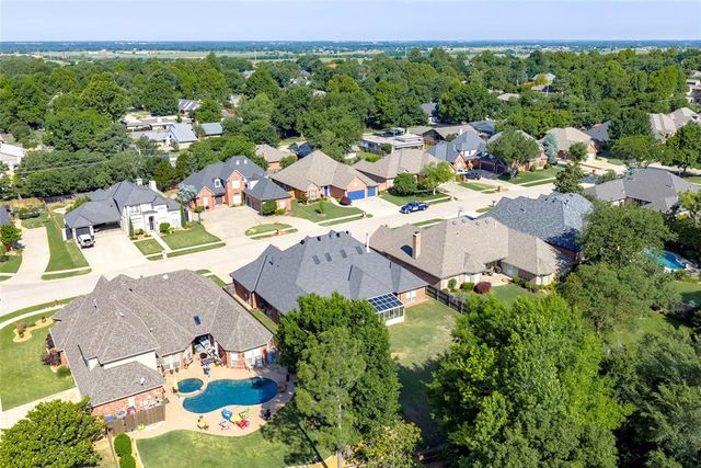 1005 Bentbrook Place, Norman, OK 73072
