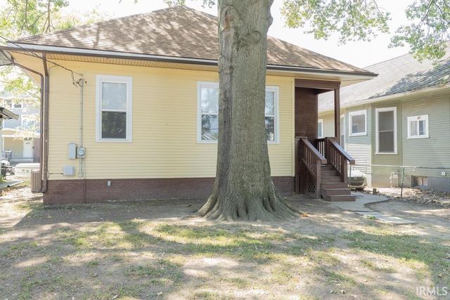 810 E Gum Street, Evansville, IN 47713