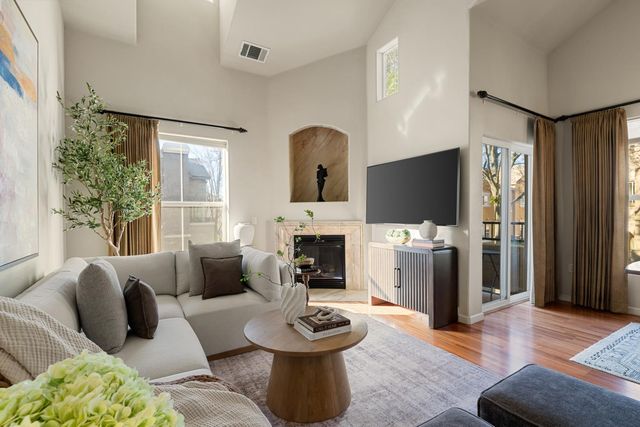 1212 Vessona Cir, Folsom, CA 95630